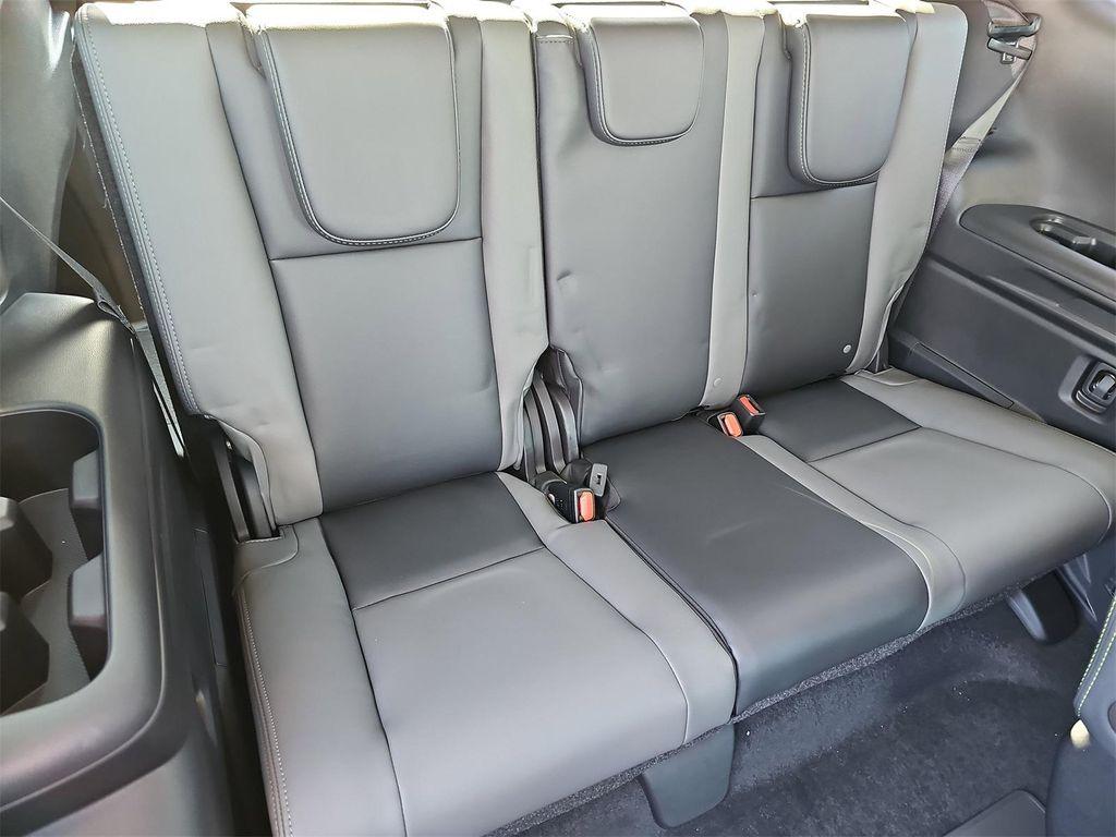 new 2025 Subaru Ascent car, priced at $46,180