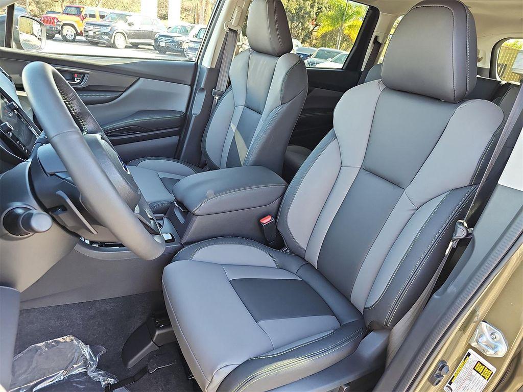 new 2025 Subaru Ascent car, priced at $46,180
