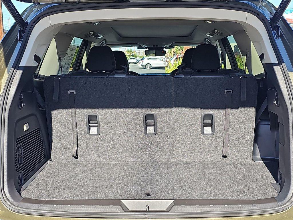 new 2025 Subaru Ascent car, priced at $46,180