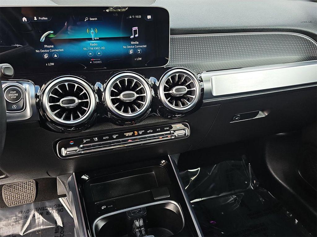 used 2020 Mercedes-Benz GLB 250 car, priced at $25,700