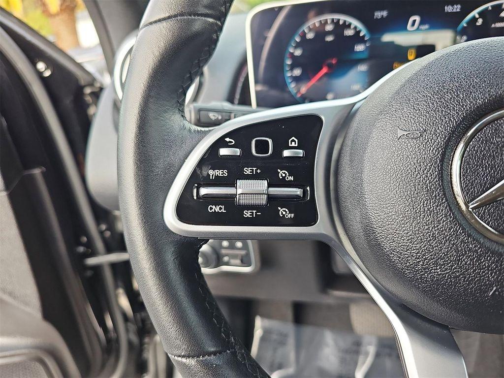 used 2020 Mercedes-Benz GLB 250 car, priced at $25,700