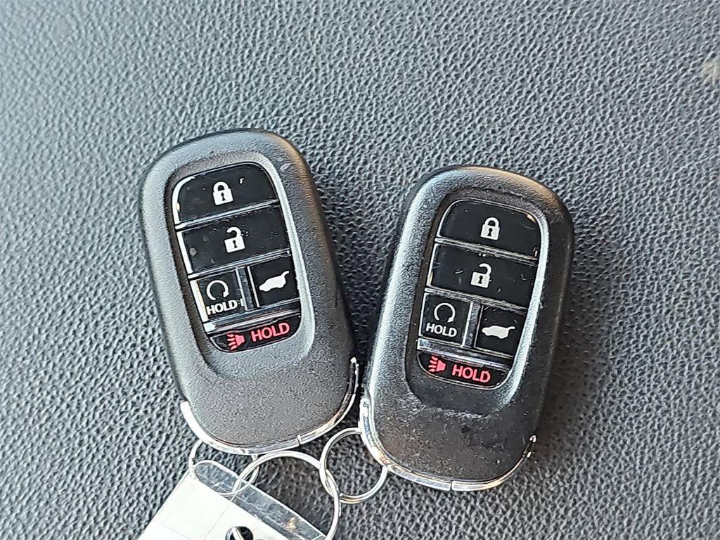 used 2024 Honda CR-V Hybrid car, priced at $32,400