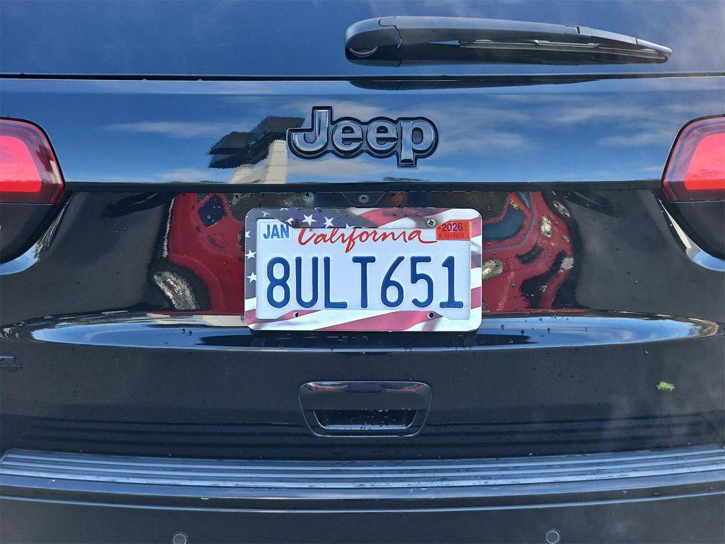 used 2018 Jeep Grand Cherokee car, priced at $18,900