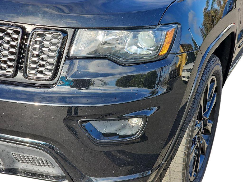 used 2018 Jeep Grand Cherokee car, priced at $18,900