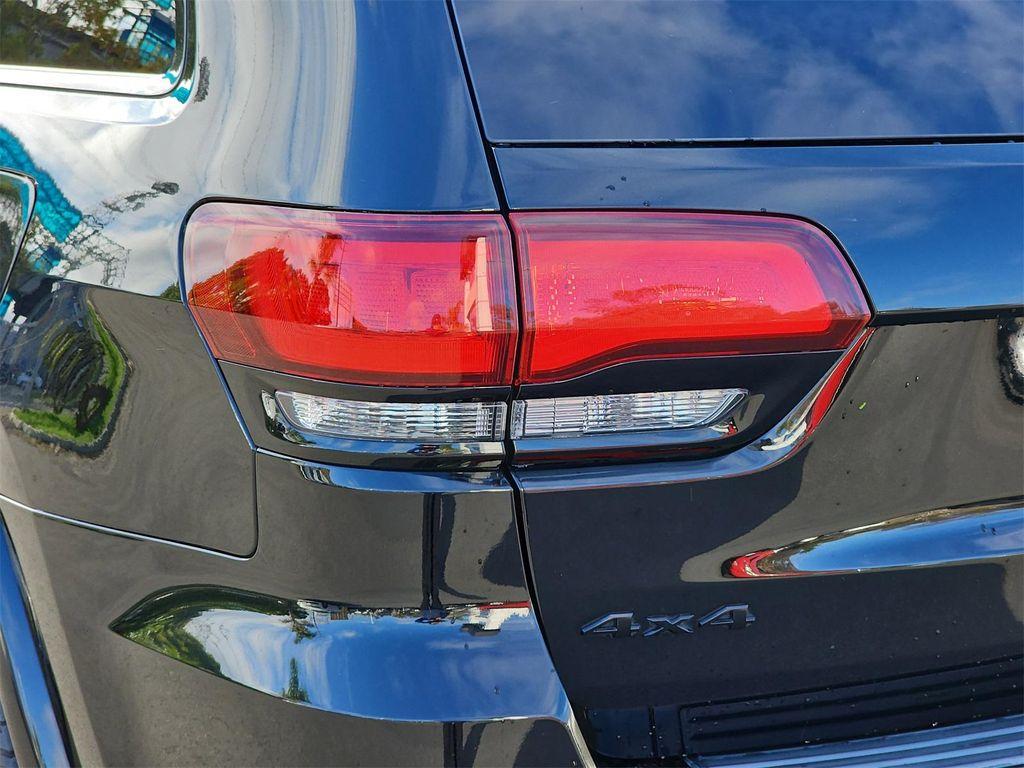 used 2018 Jeep Grand Cherokee car, priced at $18,900