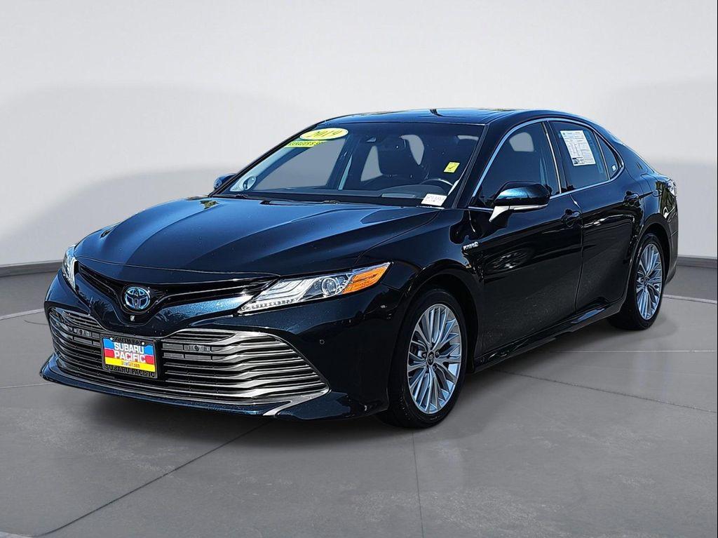 used 2019 Toyota Camry Hybrid car, priced at $20,500