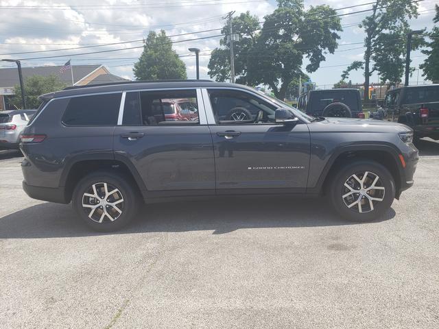 new 2024 Jeep Grand Cherokee L car, priced at $45,948