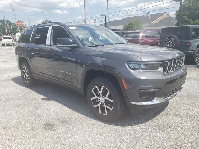 new 2024 Jeep Grand Cherokee L car, priced at $45,948