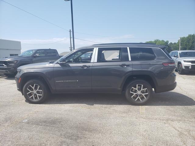 new 2024 Jeep Grand Cherokee L car, priced at $45,948