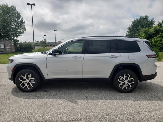 new 2024 Jeep Grand Cherokee L car, priced at $45,848