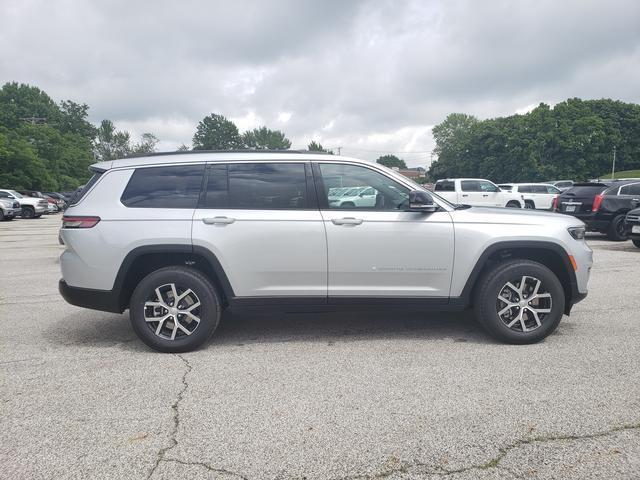 new 2024 Jeep Grand Cherokee L car, priced at $45,848