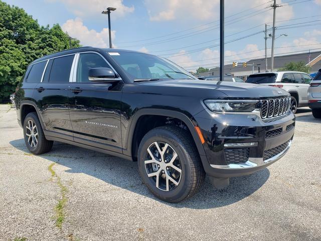 new 2024 Jeep Grand Cherokee L car, priced at $45,235