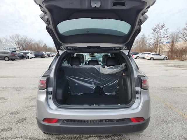 new 2023 Jeep Compass car, priced at $33,350