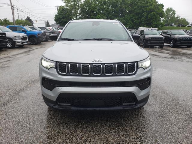 new 2024 Jeep Compass car, priced at $33,389