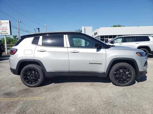 new 2024 Jeep Compass car, priced at $33,295