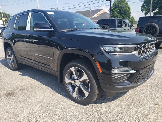 new 2024 Jeep Grand Cherokee car, priced at $51,310