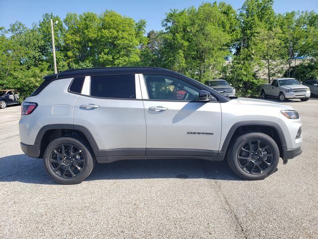 new 2024 Jeep Compass car, priced at $33,295