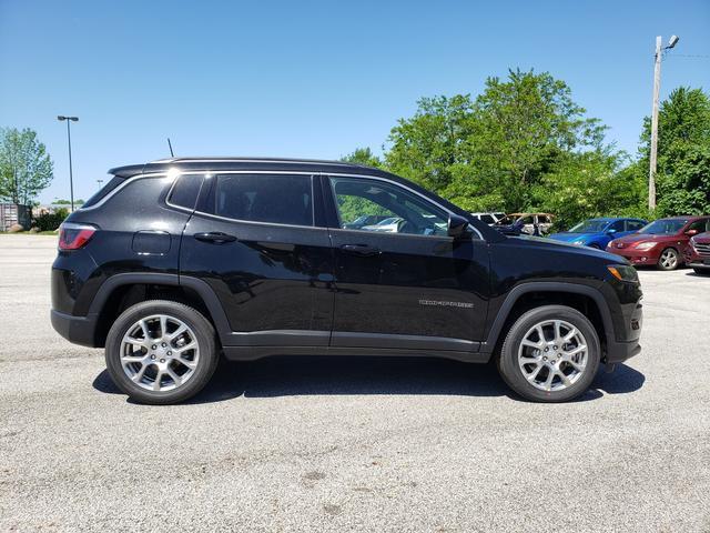 new 2024 Jeep Compass car, priced at $32,389