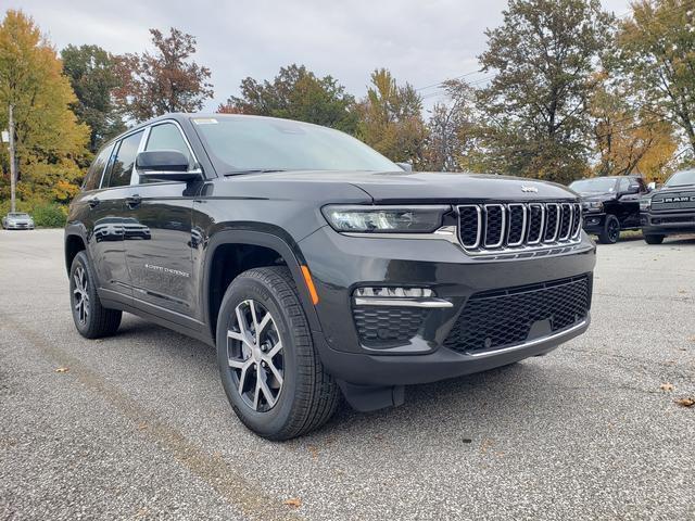 new 2024 Jeep Grand Cherokee car, priced at $47,302