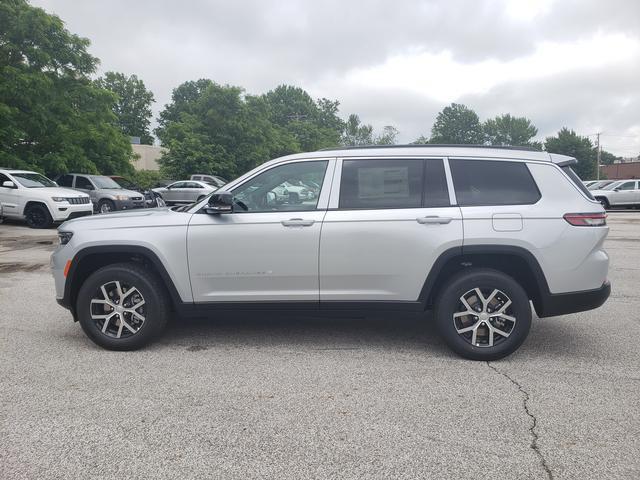 new 2024 Jeep Grand Cherokee L car, priced at $45,948