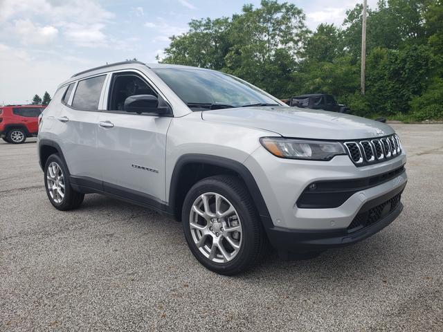 new 2024 Jeep Compass car, priced at $33,389