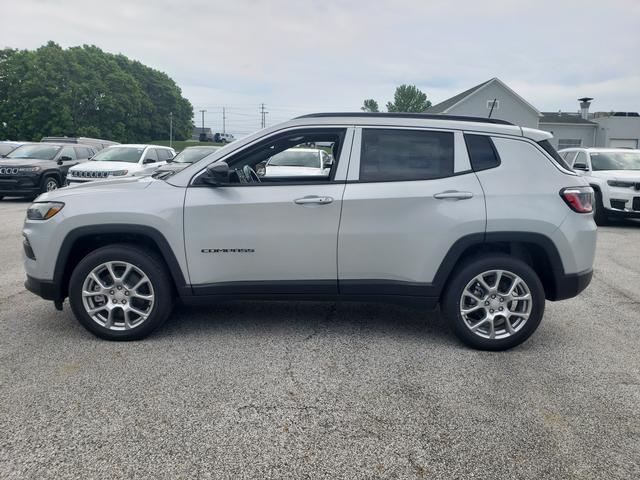 new 2024 Jeep Compass car, priced at $33,389