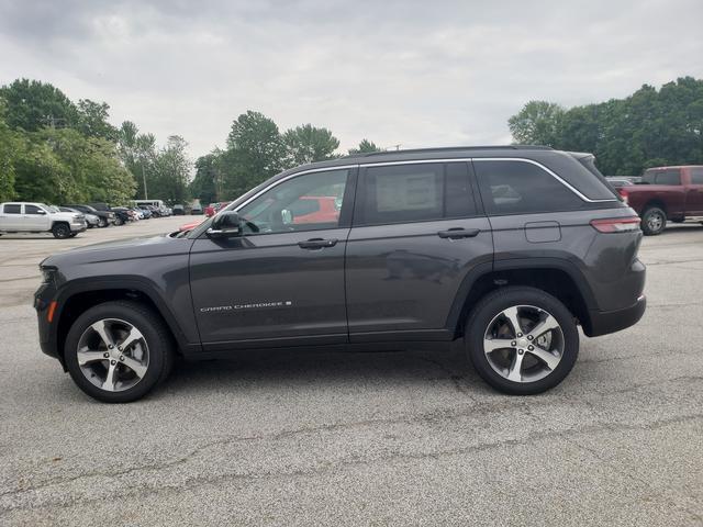 new 2024 Jeep Grand Cherokee car, priced at $49,779