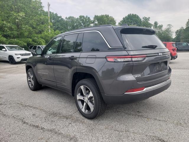 new 2024 Jeep Grand Cherokee car, priced at $49,779