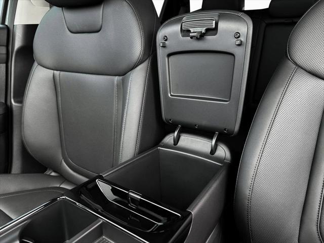 new 2025 Hyundai TUCSON Hybrid car, priced at $38,218