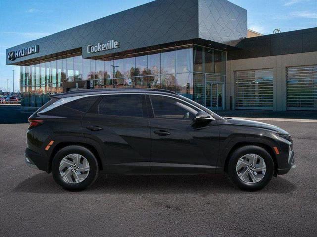 new 2025 Hyundai TUCSON Hybrid car, priced at $32,562