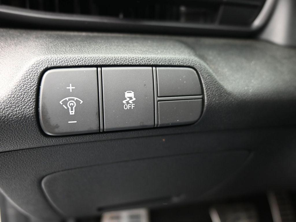 used 2025 Hyundai Elantra car, priced at $20,200