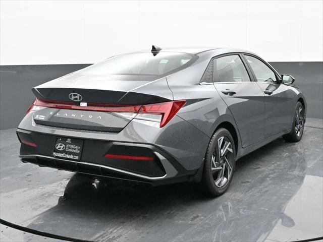 new 2025 Hyundai Elantra car, priced at $26,538