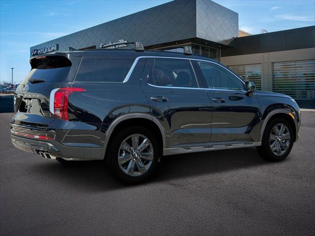 new 2025 Hyundai Palisade car, priced at $43,882