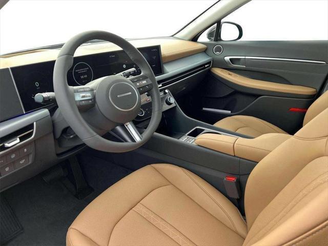 new 2025 Hyundai Sonata Hybrid car, priced at $39,935
