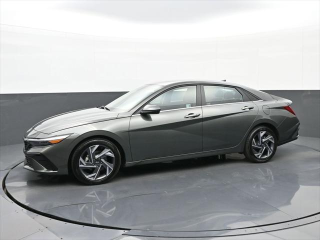 used 2025 Hyundai Elantra car, priced at $21,987