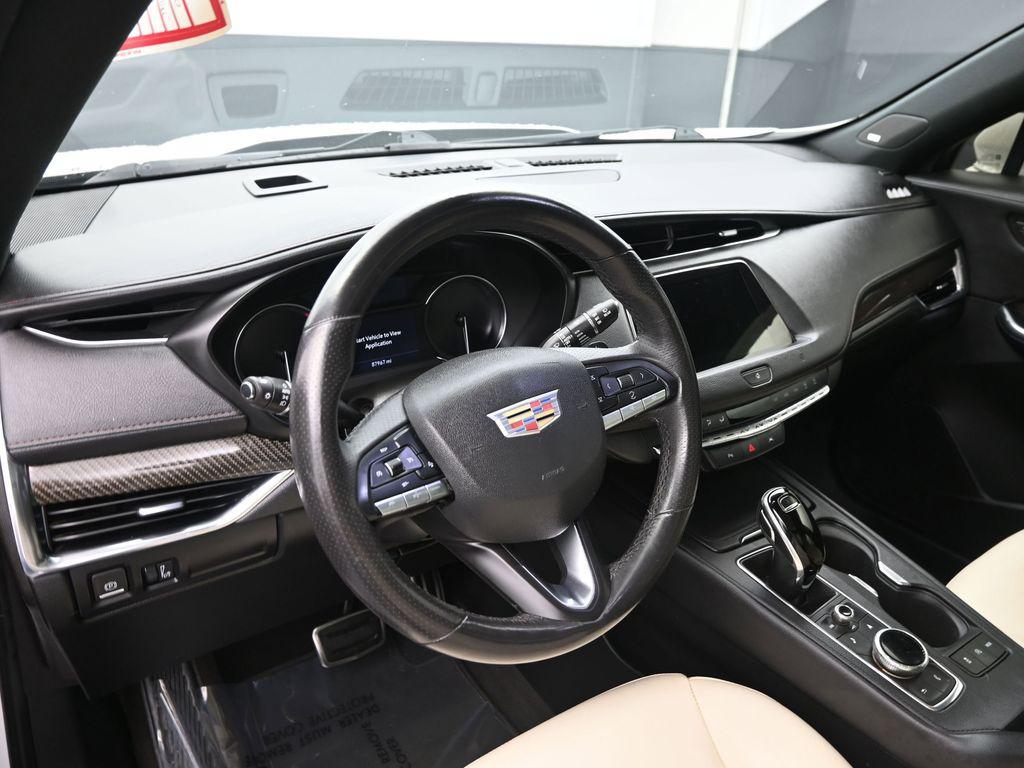 used 2020 Cadillac XT4 car, priced at $22,555