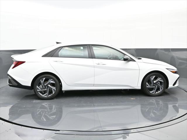 new 2025 Hyundai Elantra car, priced at $24,482