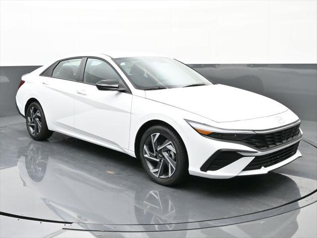 new 2025 Hyundai Elantra car, priced at $23,232