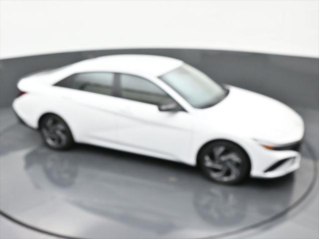 new 2025 Hyundai Elantra car, priced at $24,482