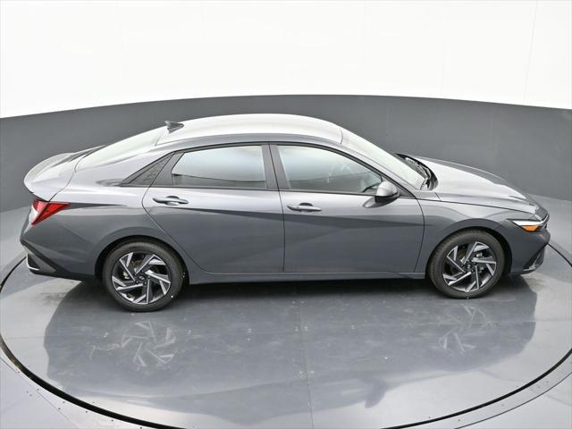 new 2025 Hyundai Elantra car, priced at $24,020