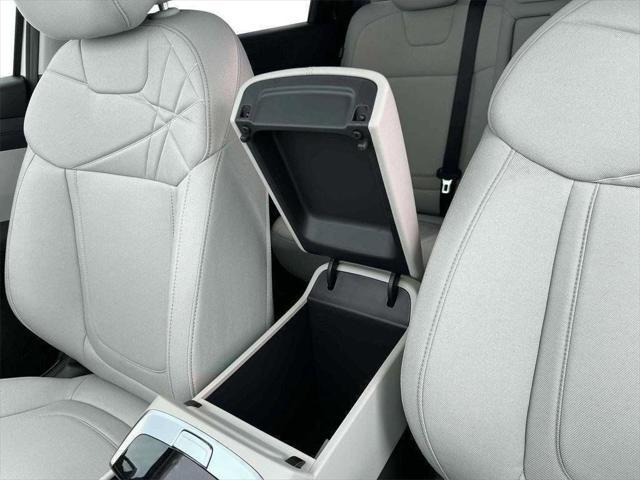 new 2025 Hyundai Tucson car, priced at $32,069