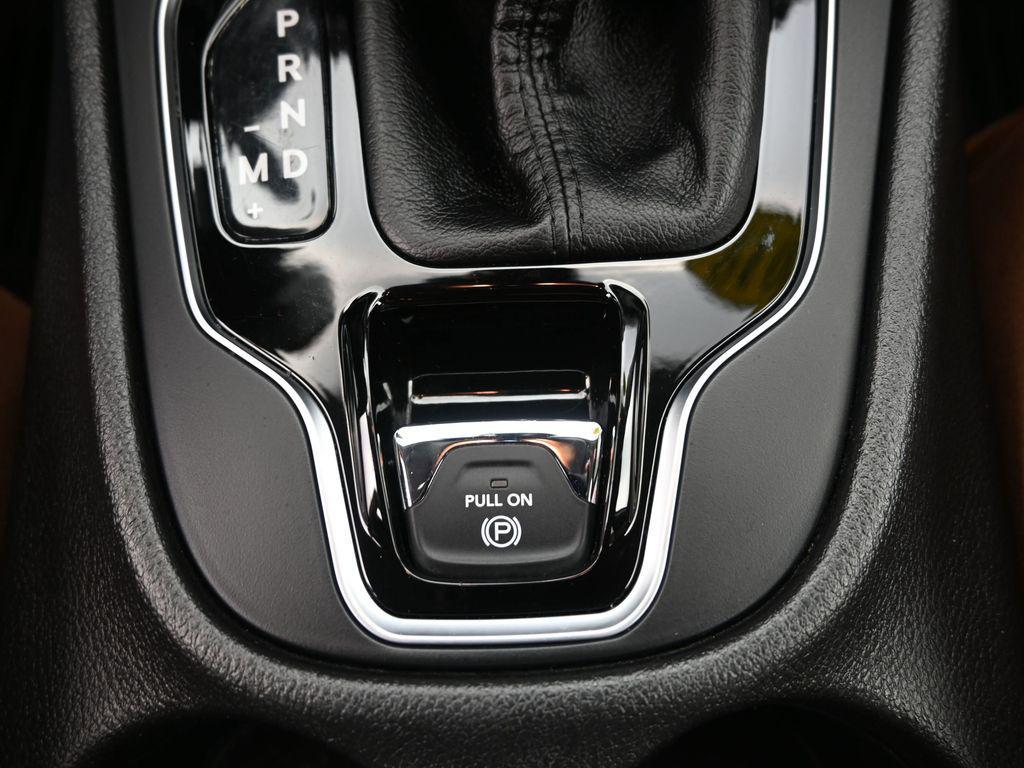 used 2019 Jeep Cherokee car, priced at $18,456