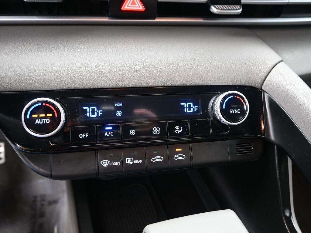 used 2025 Hyundai Elantra car, priced at $19,984