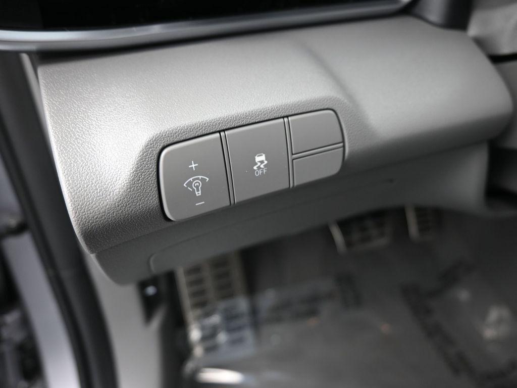 used 2025 Hyundai Elantra car, priced at $19,984