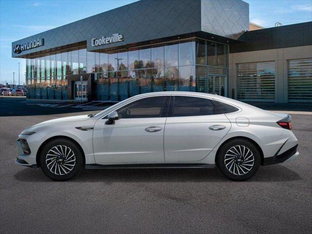 new 2025 Hyundai Sonata Hybrid car, priced at $30,185