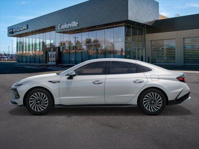 new 2025 Hyundai Sonata Hybrid car, priced at $32,185