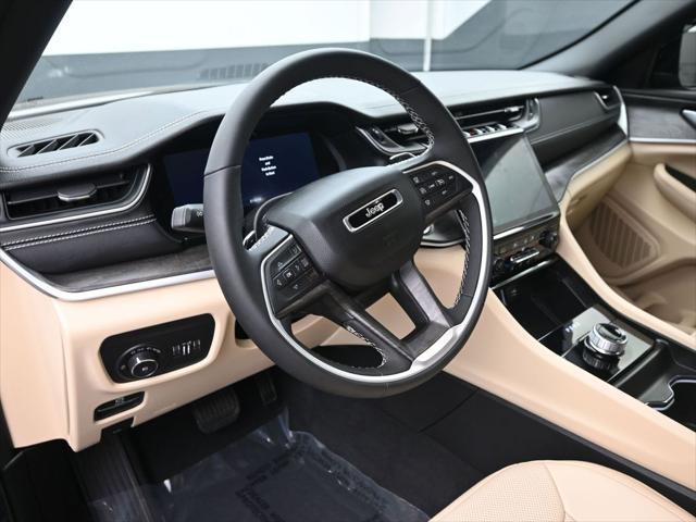 used 2024 Jeep Grand Cherokee car, priced at $38,863