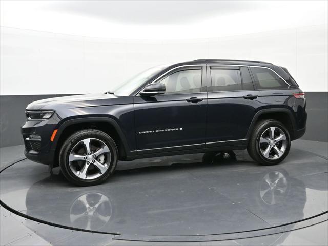 used 2024 Jeep Grand Cherokee car, priced at $38,863