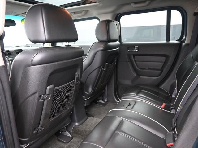 used 2006 Hummer H3 car, priced at $13,888