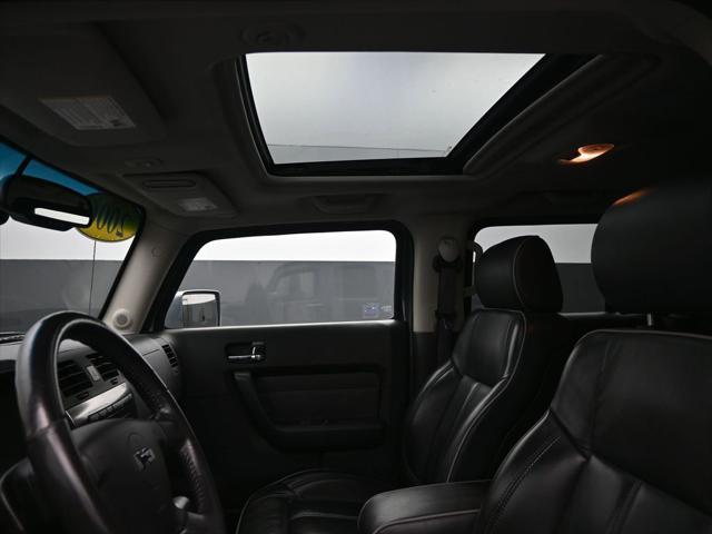 used 2006 Hummer H3 car, priced at $13,888